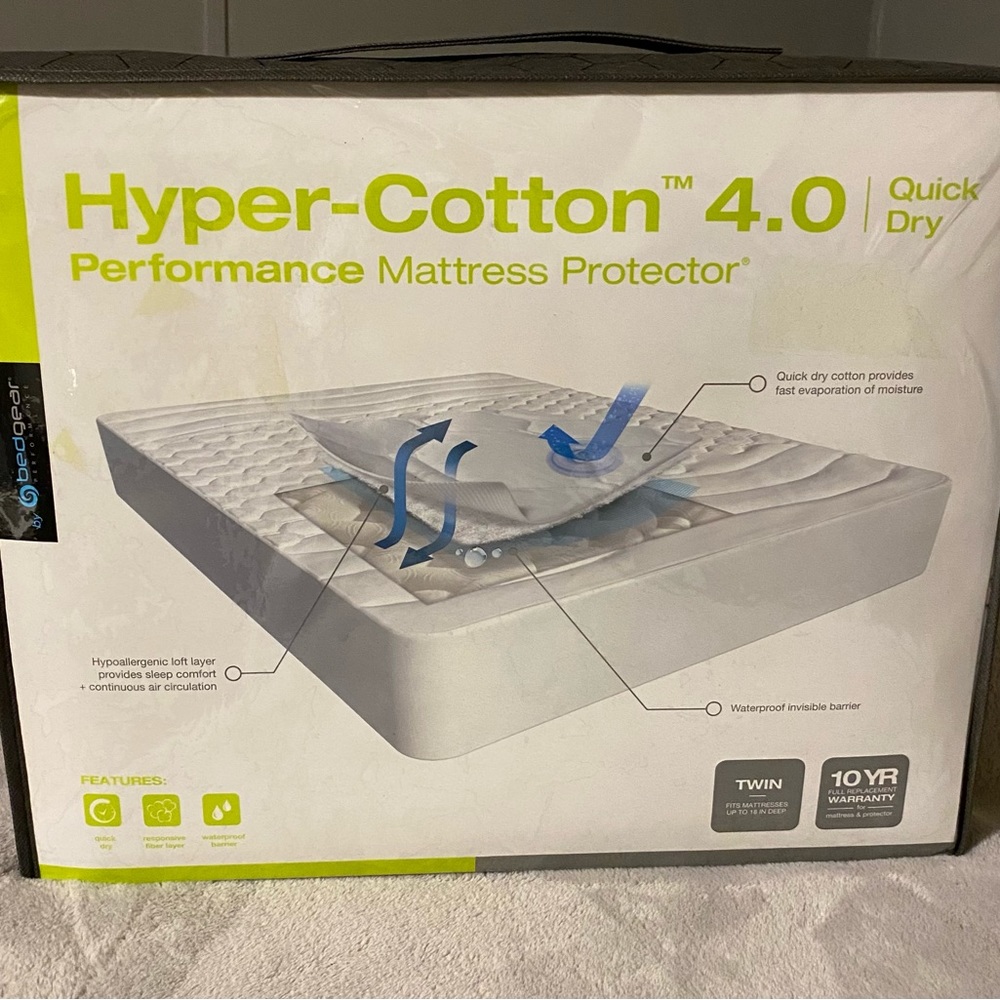 Bedgear Hyper-Cotton 4.0 performance mattress protector